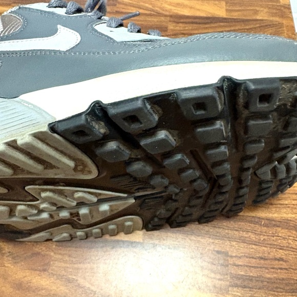 Nike Air Max 90 Men's Black and Gray Sneakers - Picture 9 of 10